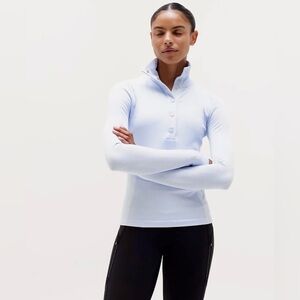 Athleta Flurry Seamless Henley size XS color Gossamer